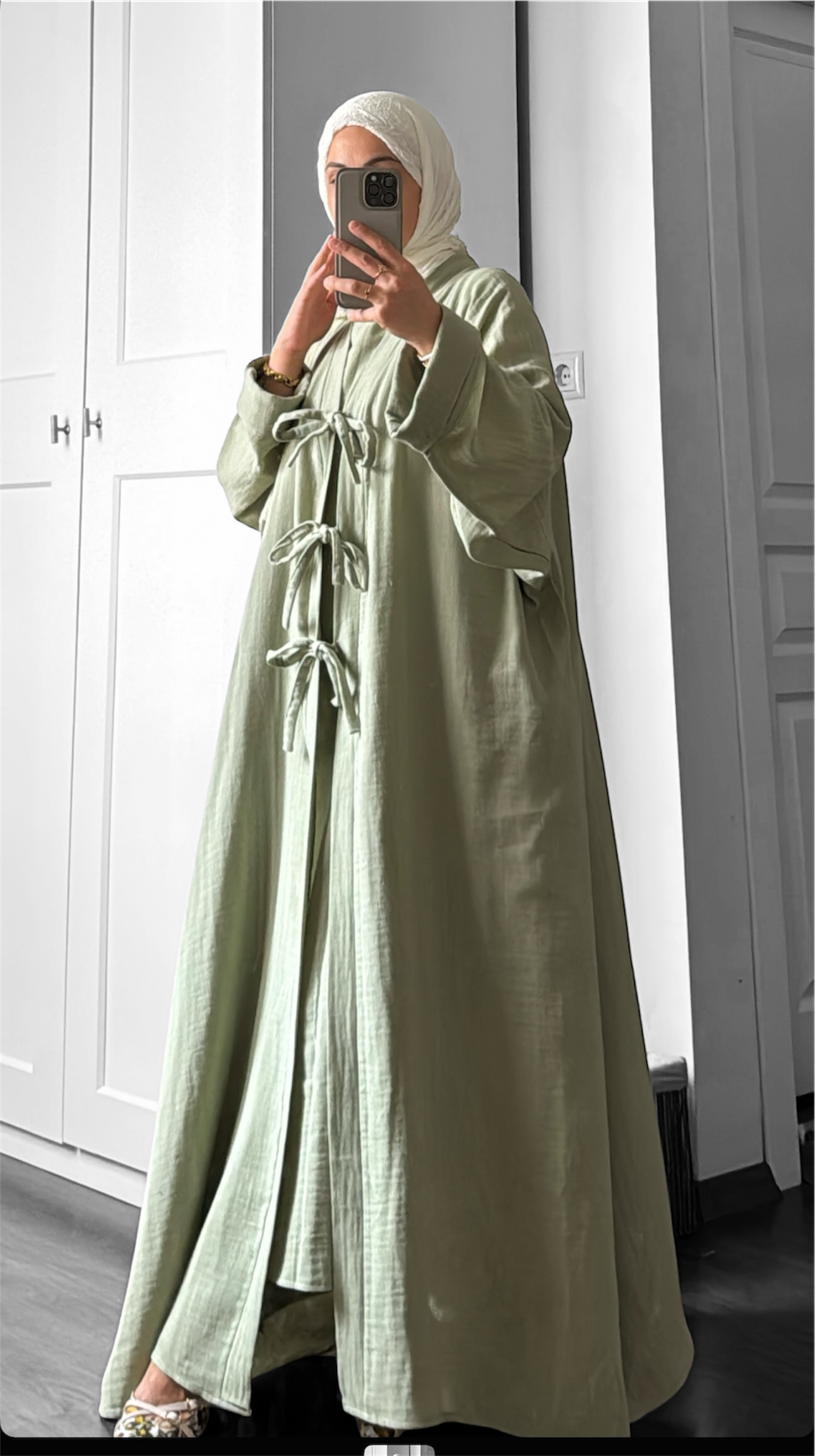 2 Piece Abaya - Soft Green Muslin Cotton